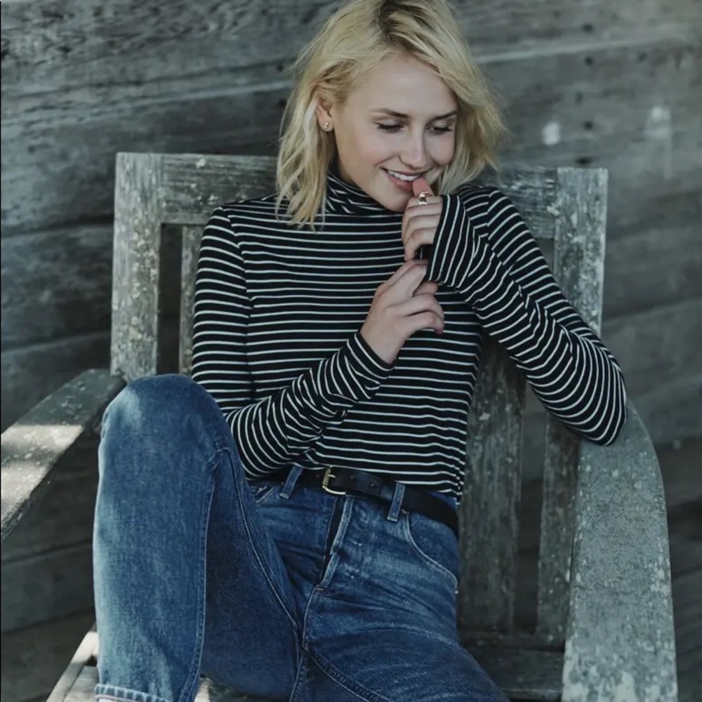 amour vert striped turtleneck - size xs